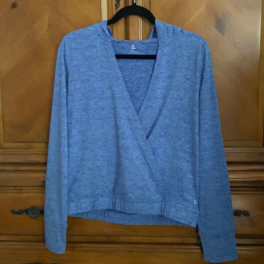 Gently used GAP Workout Top